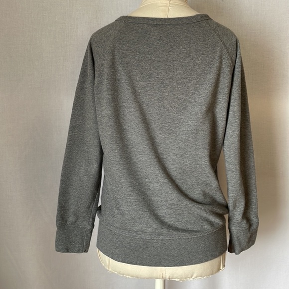 Ruth Bader Ginsburg RBG Dissent Graphic Sweatshirt - Picture 2 of 3